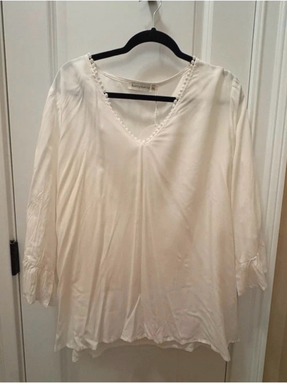 NWT Bohemian White Lace-Inlay Bell Sleeve Tunic | Size 2X - Picture 8 of 8